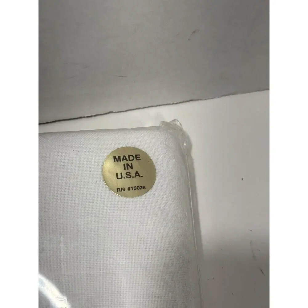 Home Focus Fine Linen Tablecloth White 60”x122” 15028 Oblong‎ Made USA Vintage
